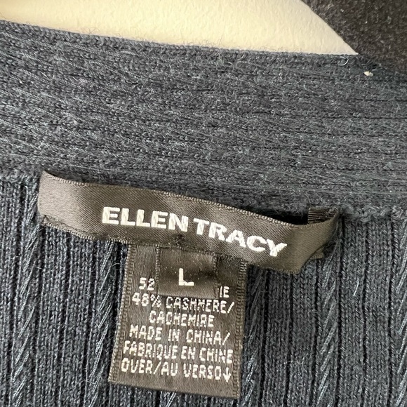 Ellen Tracy Navy Blue Beaded Embellish Full Sleeve Silk/Cashmere Top Size Large - Picture 2 of 13